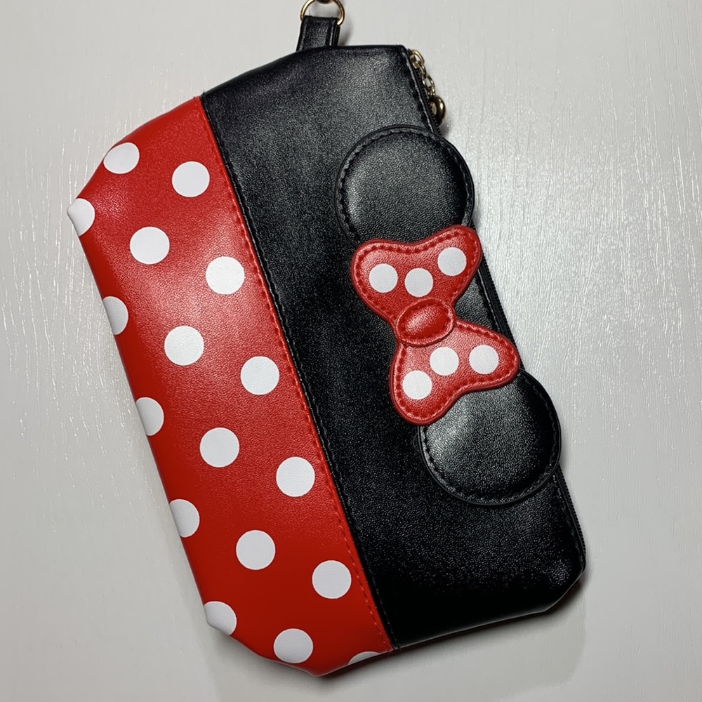 Minnie Mouse Wristlet